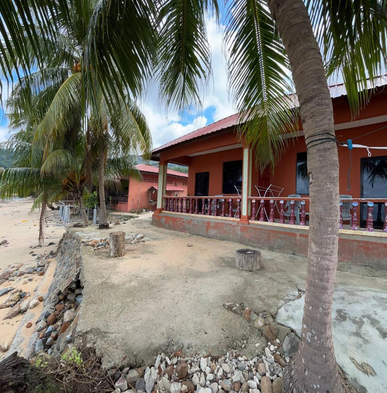 Spc Or Sp Barakah At Abc Air Batang Village Chalet