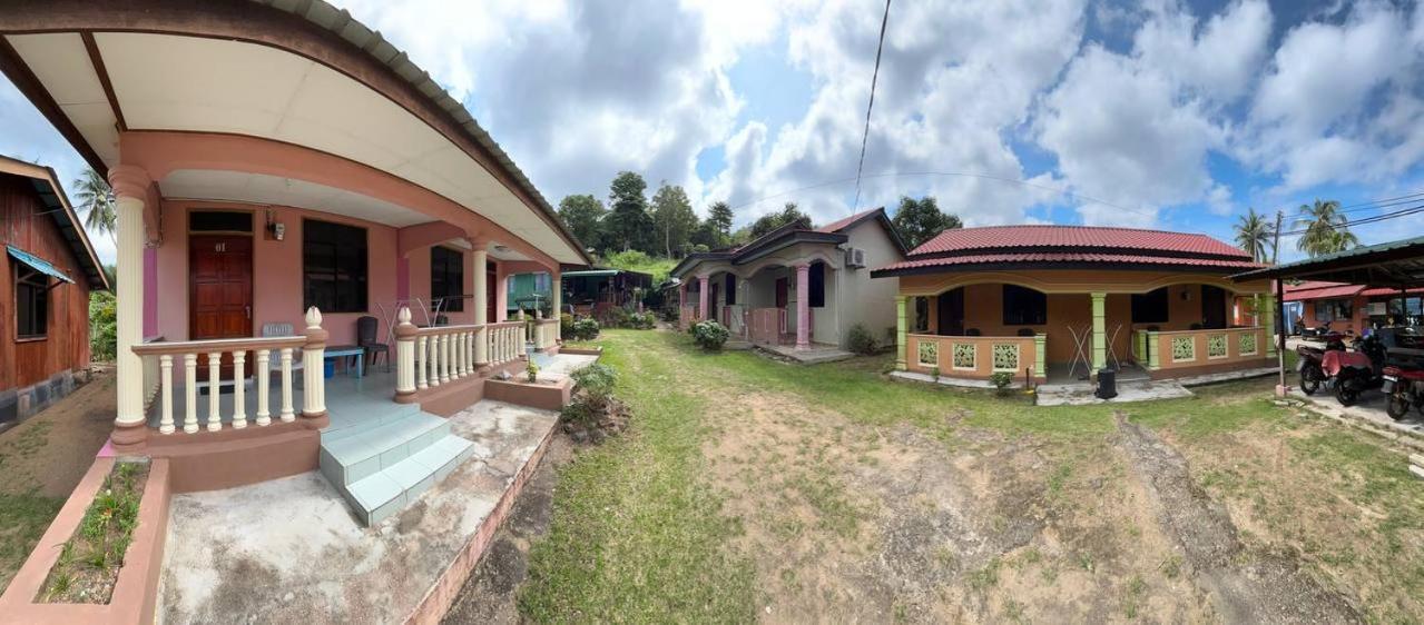Spc Or Sp Barakah At Abc Air Batang Village Chalet *