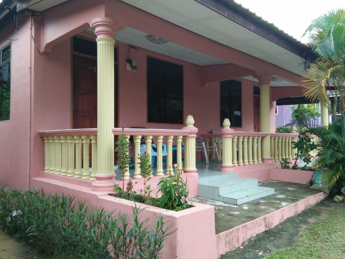 Chalet Spc Or Sp Barakah At Abc Air Batang Village *